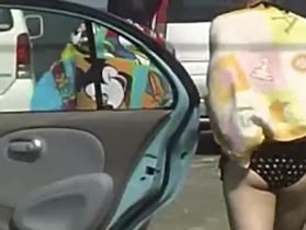 海辺のギャル着替え、水着ズ-ム